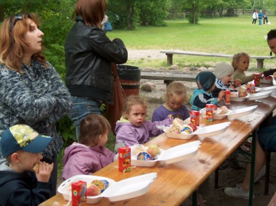 Dzien Matki i Dzien Dziecka z Radosnymi Maluchami w Choszczowce